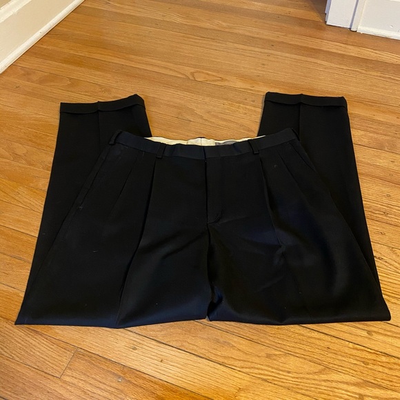 Eddie Bauer Black Dress Pants for Men - Picture 1 of 4